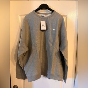NWT men Nike grey sweatshirt